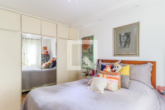 Apartamento mobiliado no Brooklin com 4 suítes e varanda, ideal para comprar. — Suíte 1