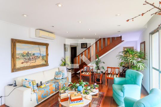 Apartamento mobiliado no Brooklin com 4 suítes e varanda, ideal para comprar. — Sala