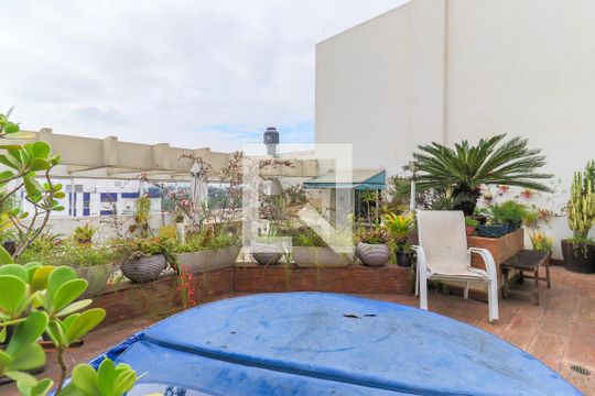 Apartamento mobiliado no Brooklin com 4 suítes e varanda, ideal para comprar. — Hidromassagem