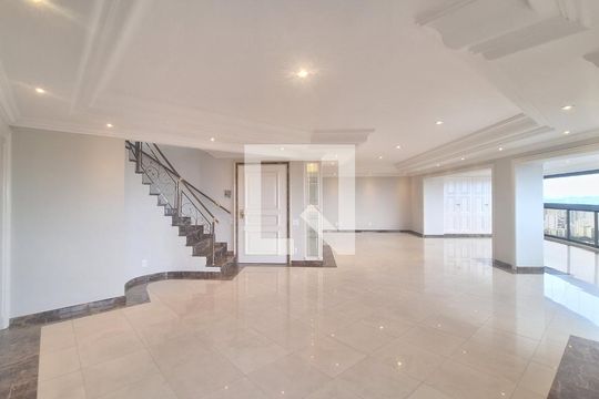 Venda de apartamento na Lapa com 4 quartos, varanda, quintal e academia no condomínio. — Sala 1