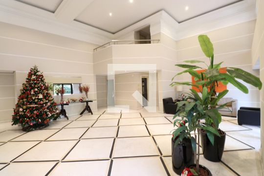 Venda de apartamento na Lapa com 4 quartos, varanda, quintal e academia no condomínio. — Área comum
