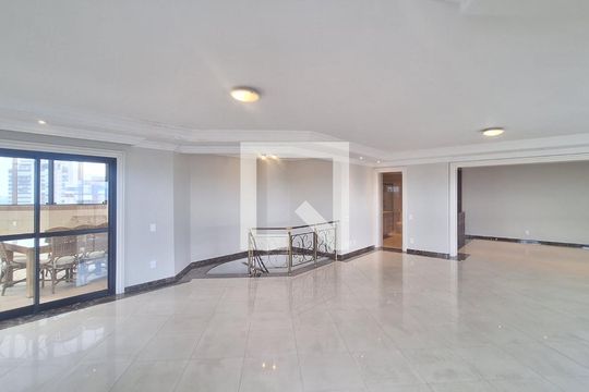 Venda de apartamento na Lapa com 4 quartos, varanda, quintal e academia no condomínio. — Sala 2