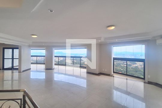 Venda de apartamento na Lapa com 4 quartos, varanda, quintal e academia no condomínio. — Sala 2