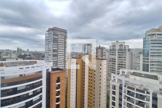 Venda de apartamento na Lapa com 4 quartos, varanda, quintal e academia no condomínio. — Vista do Quarto