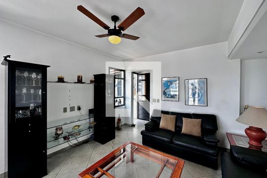 Apartamento no Brooklin, 3 quartos, 1 suíte, varanda gourmet, piscina e academia. Oportunidades de compra disponíveis! — Sala Superior