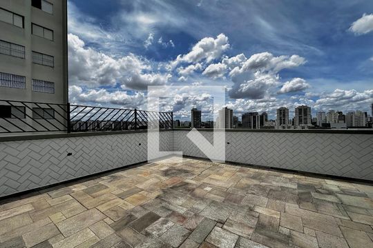 Apartamento no Brooklin, 3 quartos, 1 suíte, varanda gourmet, piscina e academia. Oportunidades de compra disponíveis! — Terraço Superior