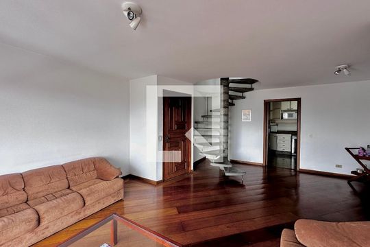 Apartamento no Brooklin, 3 quartos, 1 suíte, varanda gourmet, piscina e academia. Oportunidades de compra disponíveis! — Sala