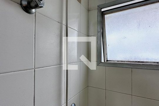 Apartamento no Brooklin, 3 quartos, 1 suíte, varanda gourmet, piscina e academia. Oportunidades de compra disponíveis! — Banheiro Social