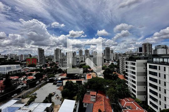 Apartamento no Brooklin, 3 quartos, 1 suíte, varanda gourmet, piscina e academia. Oportunidades de compra disponíveis! — Vista