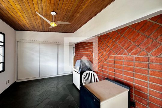 Apartamento no Brooklin, 3 quartos, 1 suíte, varanda gourmet, piscina e academia. Oportunidades de compra disponíveis! — Escritório