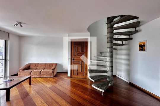 Apartamento no Brooklin, 3 quartos, 1 suíte, varanda gourmet, piscina e academia. Oportunidades de compra disponíveis! — Sala