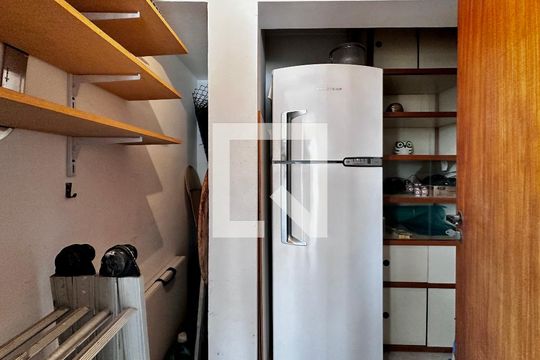 Apartamento no Brooklin, 3 quartos, 1 suíte, varanda gourmet, piscina e academia. Oportunidades de compra disponíveis! — Depósito