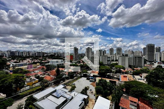 Apartamento no Brooklin, 3 quartos, 1 suíte, varanda gourmet, piscina e academia. Oportunidades de compra disponíveis! — Vista Quarto 2