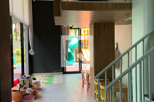 Comprar apartamento com 2 quartos, churrasqueira e permite animais de estimação. Ideal para você e sua família! — Área comum