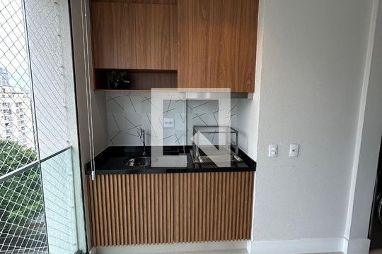 Comprar apartamento com 2 quartos, churrasqueira e permite animais de estimação. Ideal para você e sua família! — Varanda gourmet