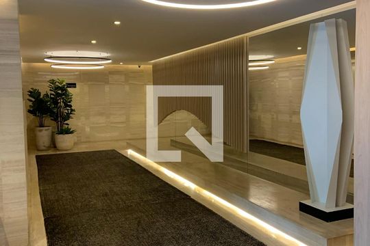 Comprar apartamento com 2 quartos, churrasqueira e permite animais de estimação. Ideal para você e sua família! — Hall