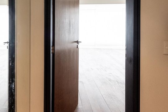 Apartamento para comprar com 3 suítes e varanda gourmet. — Hall privativo