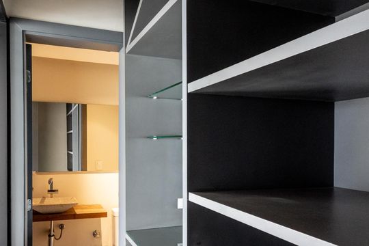 Apartamento para comprar com 3 suítes e varanda gourmet. — Adega