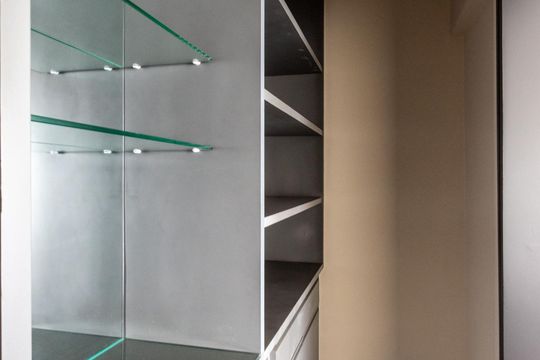 Apartamento para comprar com 3 suítes e varanda gourmet. — Adega