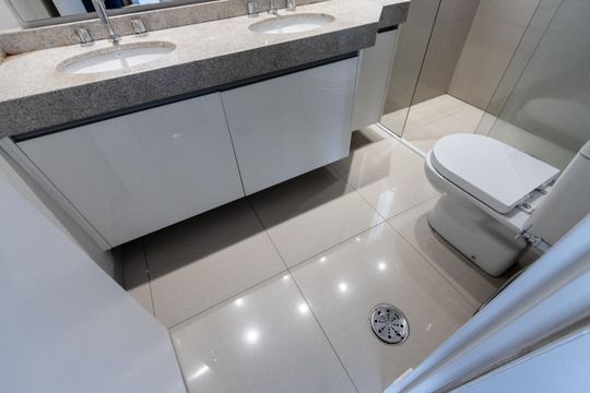 Apartamento para comprar com 3 suítes e varanda gourmet. — Quarto 1 - Banheiro da Suite Master