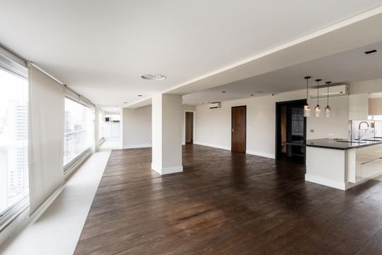 Apartamento para comprar com 3 suítes e varanda gourmet. — Varanda