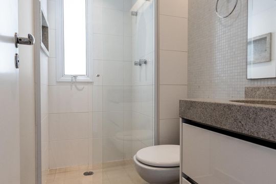 Apartamento para comprar com 3 suítes e varanda gourmet. — Quarto 2 - Banheiro da Suite