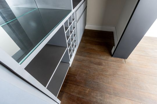 Apartamento para comprar com 3 suítes e varanda gourmet. — Adega