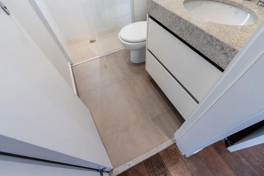 Apartamento para comprar com 3 suítes e varanda gourmet. — Quarto 2 - Banheiro da Suite