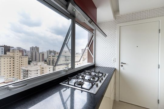 Apartamento para comprar com 3 suítes e varanda gourmet. — Cozinha