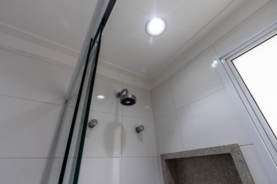 Apartamento para comprar com 3 suítes e varanda gourmet. — Quarto 3 - Banheiro da Suite