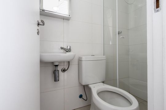 Apartamento para comprar com 3 suítes e varanda gourmet. — Banheiro de Serviço