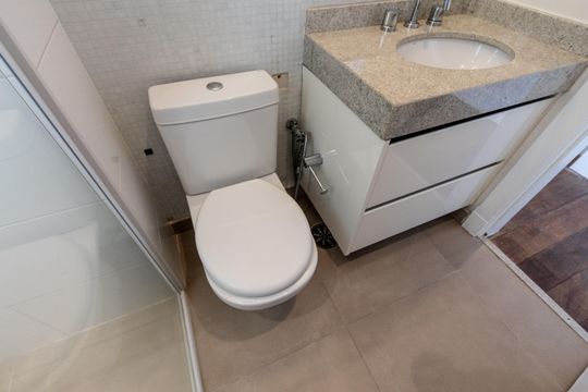 Apartamento para comprar com 3 suítes e varanda gourmet. — Quarto 2 - Banheiro da Suite