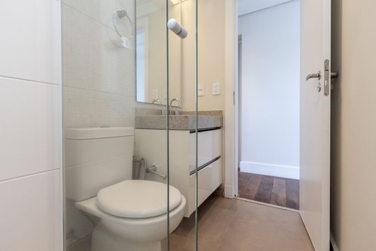 Apartamento para comprar com 3 suítes e varanda gourmet. — Quarto 2 - Banheiro da Suite