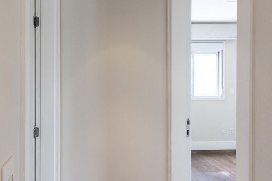 Apartamento para comprar com 3 suítes e varanda gourmet. — Corredor
