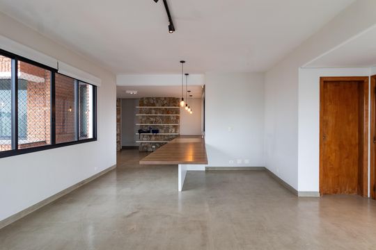 Apartamento para aluguel com 2 quartos, academia no condomínio e aceita animais. — Sala