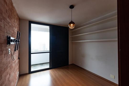 Apartamento para aluguel com 2 quartos, academia no condomínio e aceita animais. — Suíte