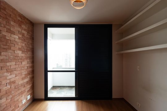 Apartamento para aluguel com 2 quartos, academia no condomínio e aceita animais. — Suíte