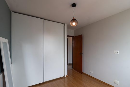 Apartamento para aluguel com 2 quartos, academia no condomínio e aceita animais. — Quarto
