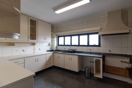 Apartamento para aluguel com 2 quartos, academia no condomínio e aceita animais. — Cozinha