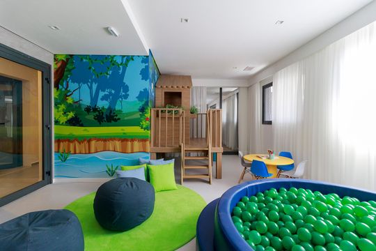 Comprar apartamento mobiliado no Jardim das Acácias com 2 quartos e varanda. Churrasqueira no condomínio. — Área comum - Brinquedoteca