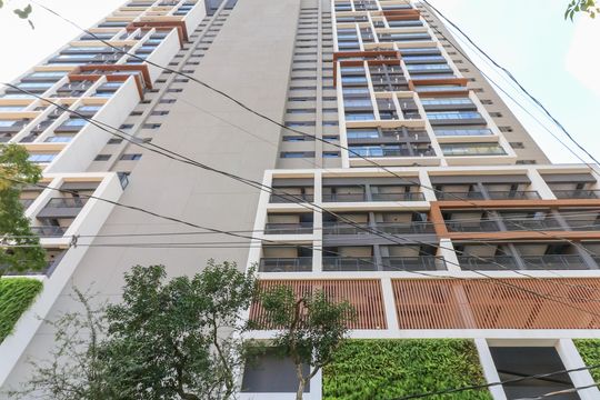 Comprar apartamento mobiliado no Jardim das Acácias com 2 quartos e varanda. Churrasqueira no condomínio. — Fachada