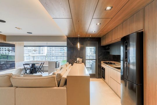 Comprar apartamento mobiliado no Jardim das Acácias com 2 quartos e varanda. Churrasqueira no condomínio. — Cozinha