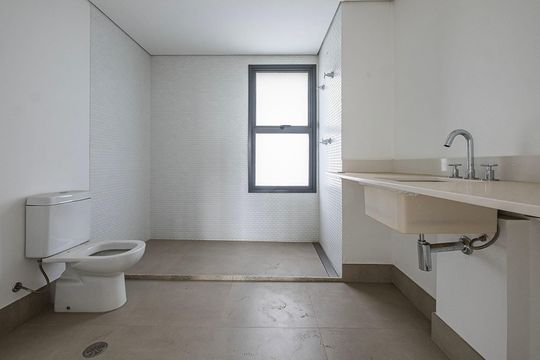 Compra apartamento com 4 quartos, academia no condomínio e permite animais de estimação. — Suíte 2