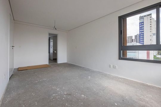 Compra apartamento com 4 quartos, academia no condomínio e permite animais de estimação. — Suíte 2