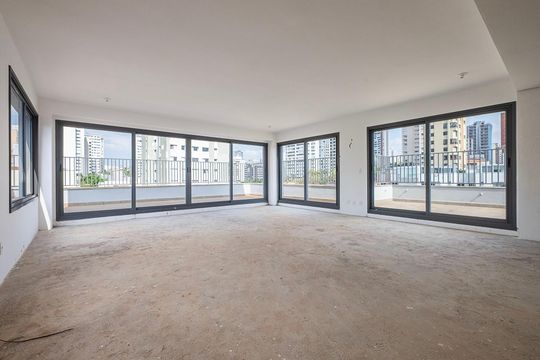 Compra apartamento com 4 quartos, academia no condomínio e permite animais de estimação. — foto 1
