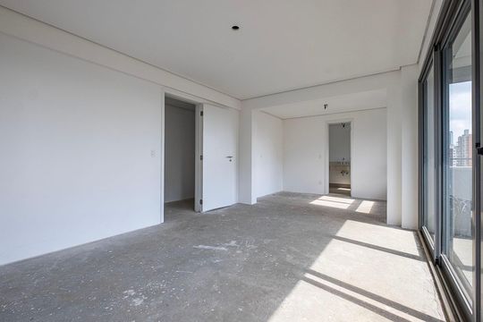 Compra apartamento com 4 quartos, academia no condomínio e permite animais de estimação. — Suíte 1