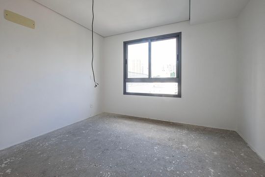 Compra apartamento com 4 quartos, academia no condomínio e permite animais de estimação. — Quarto 3