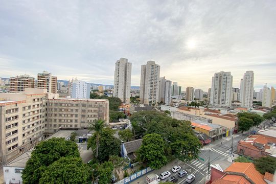 Apartamento na Vila Romana com 3 suítes, varanda e churrasqueira. Piscina no condomínio. Excelente compra! — Suíte 3