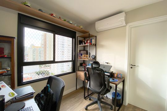 Apartamento na Vila Romana com 3 suítes, varanda e churrasqueira. Piscina no condomínio. Excelente compra! — Suíte 2