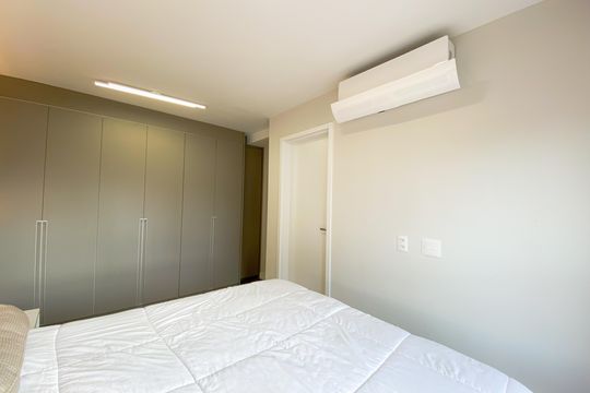 Apartamento na Vila Romana com 3 suítes, varanda e churrasqueira. Piscina no condomínio. Excelente compra! — Suíte 1